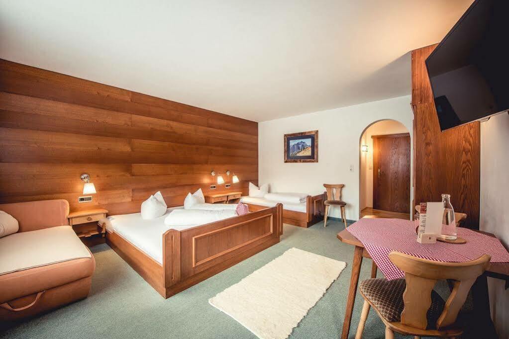 Alpenhaus Monte Hotel Neustift im Stubaital Luaran gambar